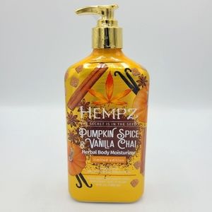Hempz 2022 Pumpkin Spice & Vanilla Chai Herbal Moisturizer 17 oz Limited Edition